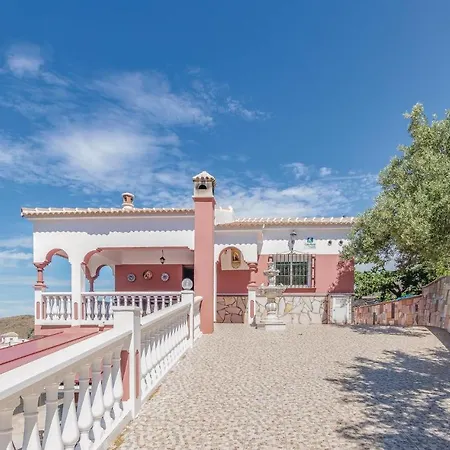 Beautiful In With 3 Bedrooms, Wifi And Outdoor Swimming Pool Torrox
