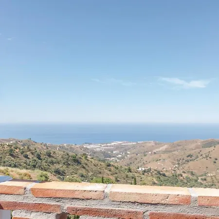 Beautiful In With 3 Bedrooms, Wifi And Outdoor Swimming Pool Torrox