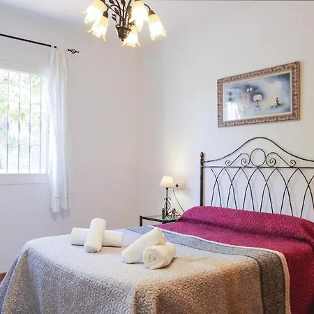 Beautiful In With 3 Bedrooms, Wifi And Outdoor Swimming Pool Torrox