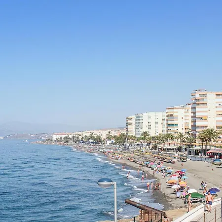 Сasa de vacaciones Beautiful In With 3 Bedrooms, Wifi And Outdoor Swimming Pool